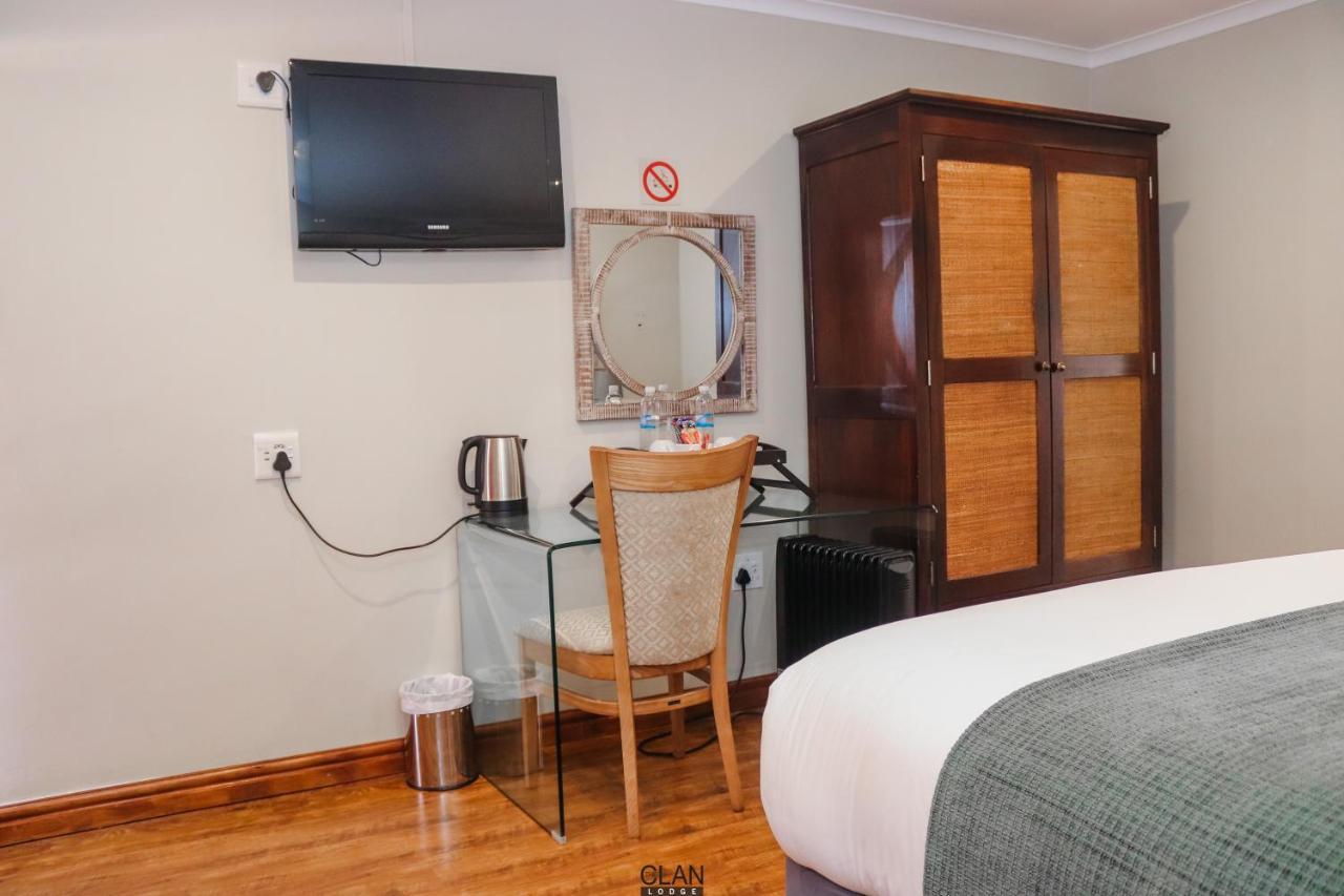 The Clan Lodge Mohlanapeng Extérieur photo