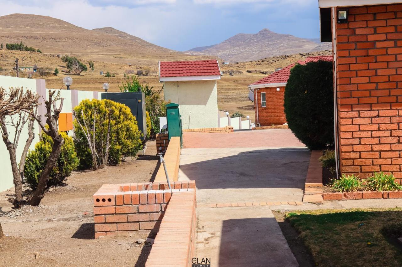 The Clan Lodge Mohlanapeng Extérieur photo
